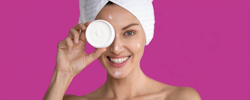 Rutina con Retinol Piel Radiante: Descubre Cómo Transformar tu Piel Mientras Duermes 